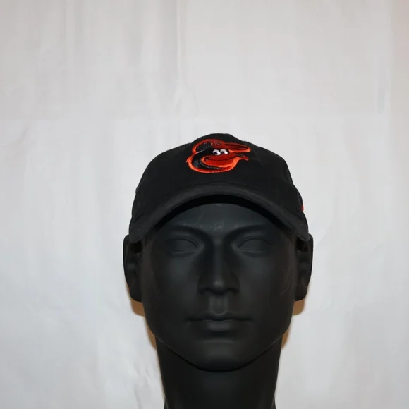 Baltimore Orioles Black Baseball Cap with Orange Logo - Picture 2 of 5